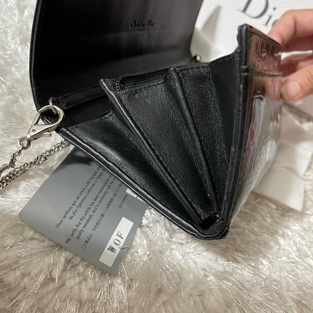 DIOR - Picture 15 of 17